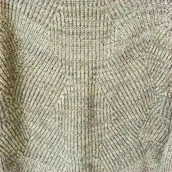 Maison Ullens Cashmere Wool V-Neck Sweater - Picture 6 of 7